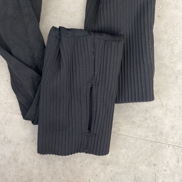 Lululemon pullover - Picture 3 of 3